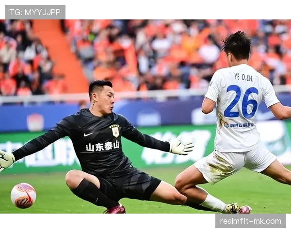 桑普防线稳固助力关键胜利，球队状态回升备受期待