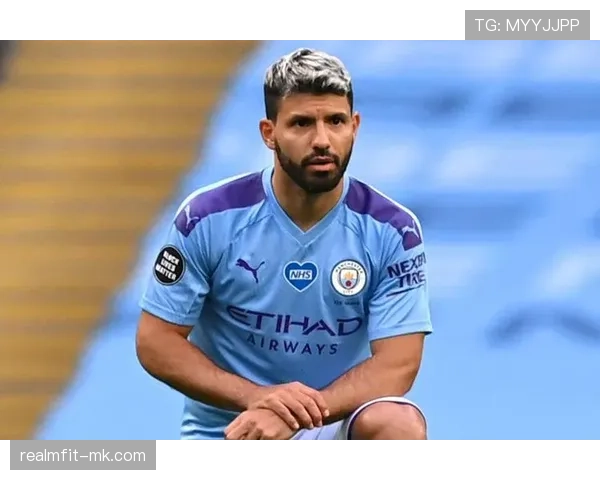 阿圭罗革新射门技术,状态火热掀起足坛进攻新风潮 阿圭罗革新射门技术,状态火热掀起足坛进攻新风潮