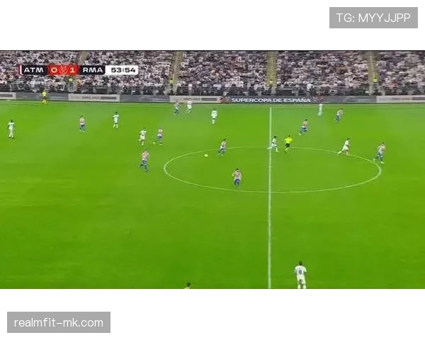 阿什拉夫破门建功,助球队力克皇马,状态回升引关注 阿什拉夫破门建功,助球队力克皇马,状态回升引关注