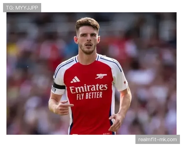 赖斯防守数据亮眼，新星稳健表现助力球队防线重塑