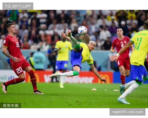 理查利森披上巴西9号战袍，世界杯表现备受期待